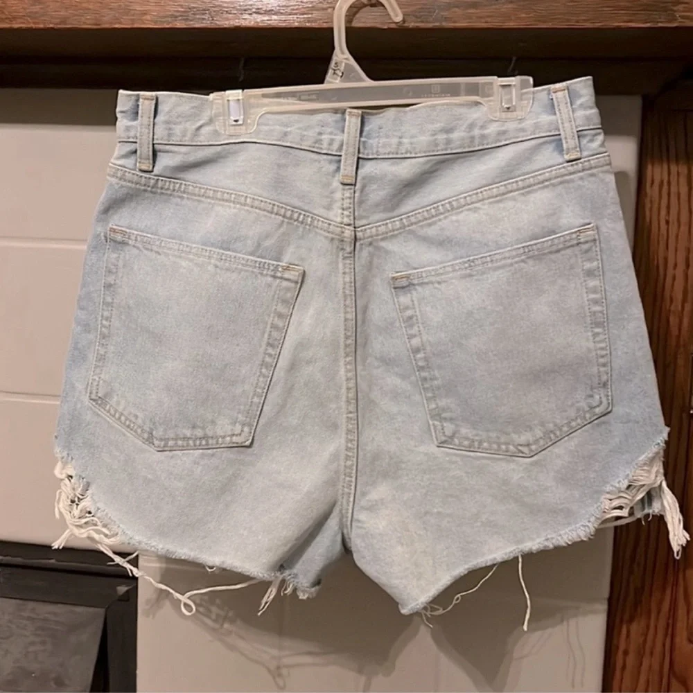 NEW Lovers & Friends High Rise Cut Off Denim Shorts 29